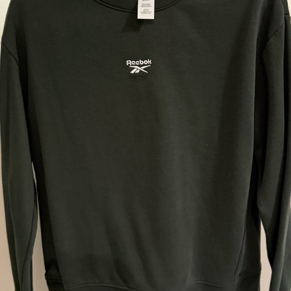 Reebok women’s dark green jogger set size small